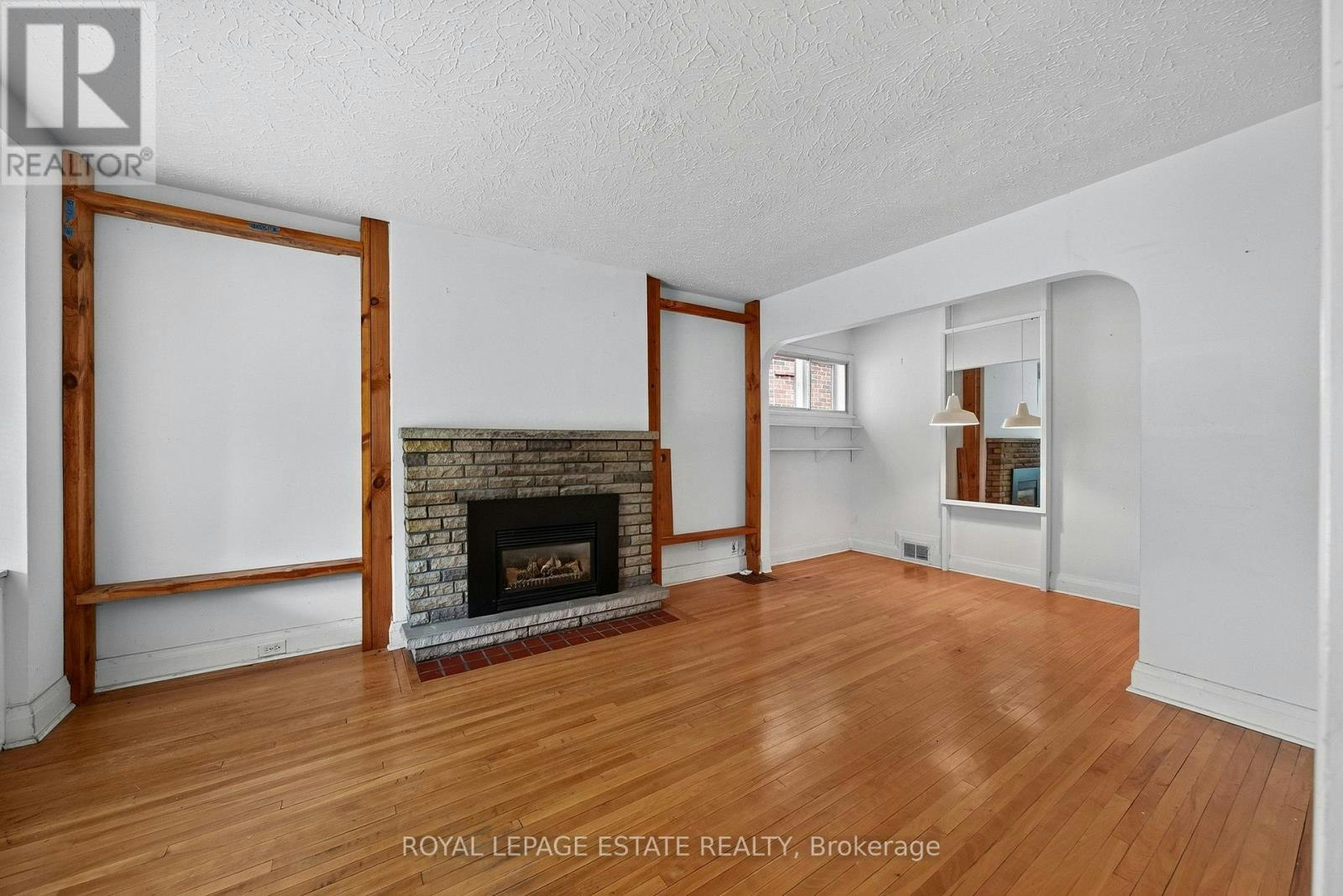 29 Red Deer Avenue, Toronto, ON, M1N 2Z1 - 8