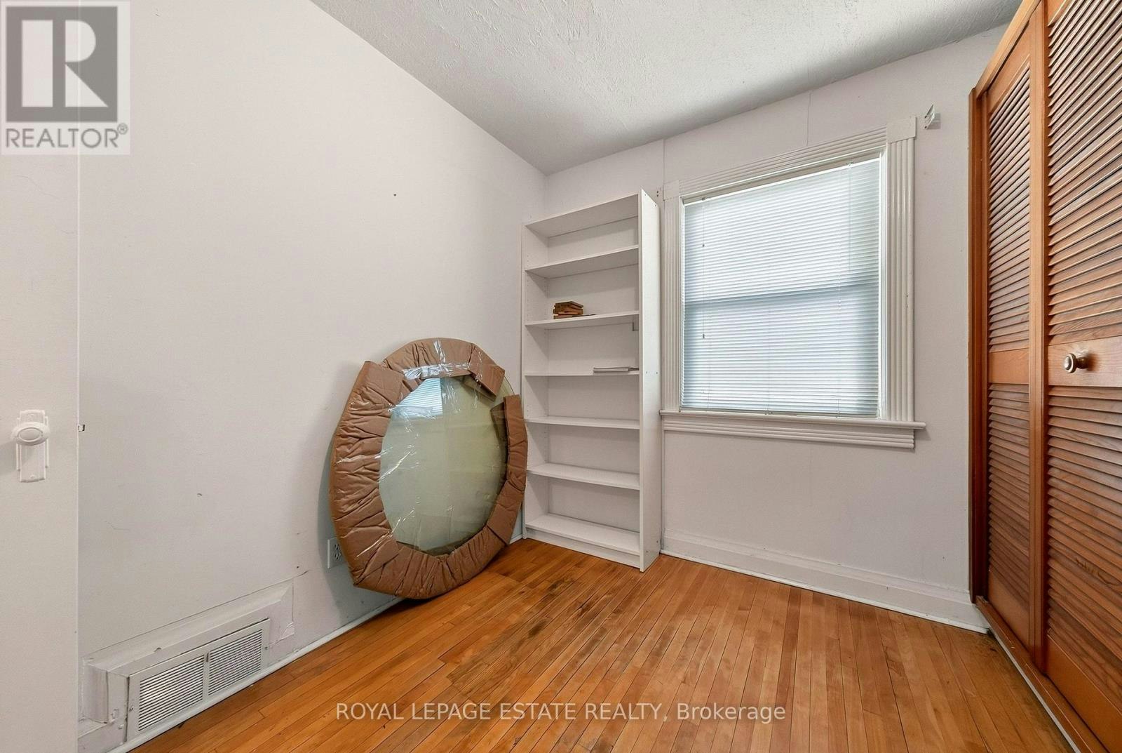 29 Red Deer Avenue, Toronto, ON, M1N 2Z1 - 17