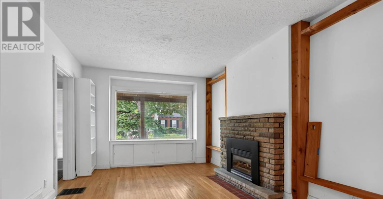 29 Red Deer Avenue, Toronto, ON, M1N 2Z1 - 11