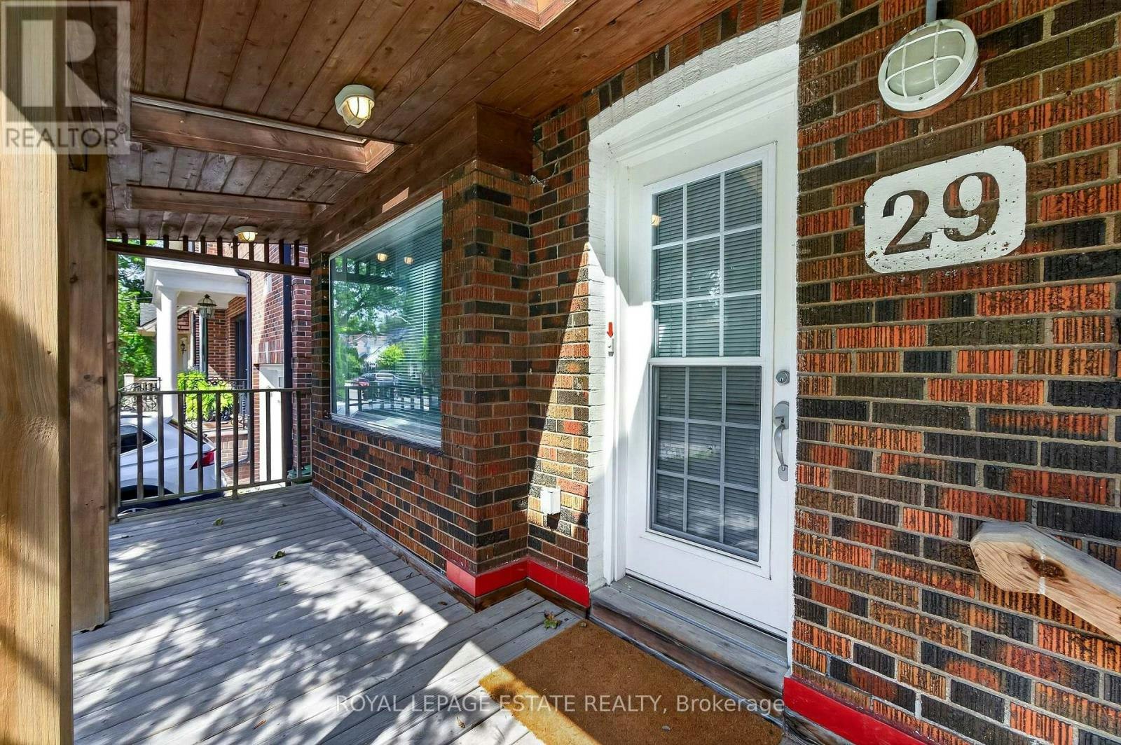29 Red Deer Avenue, Toronto, ON, M1N 2Z1 - 6