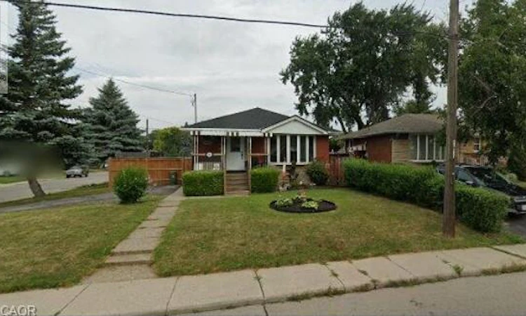 144 Rendell Boulevard