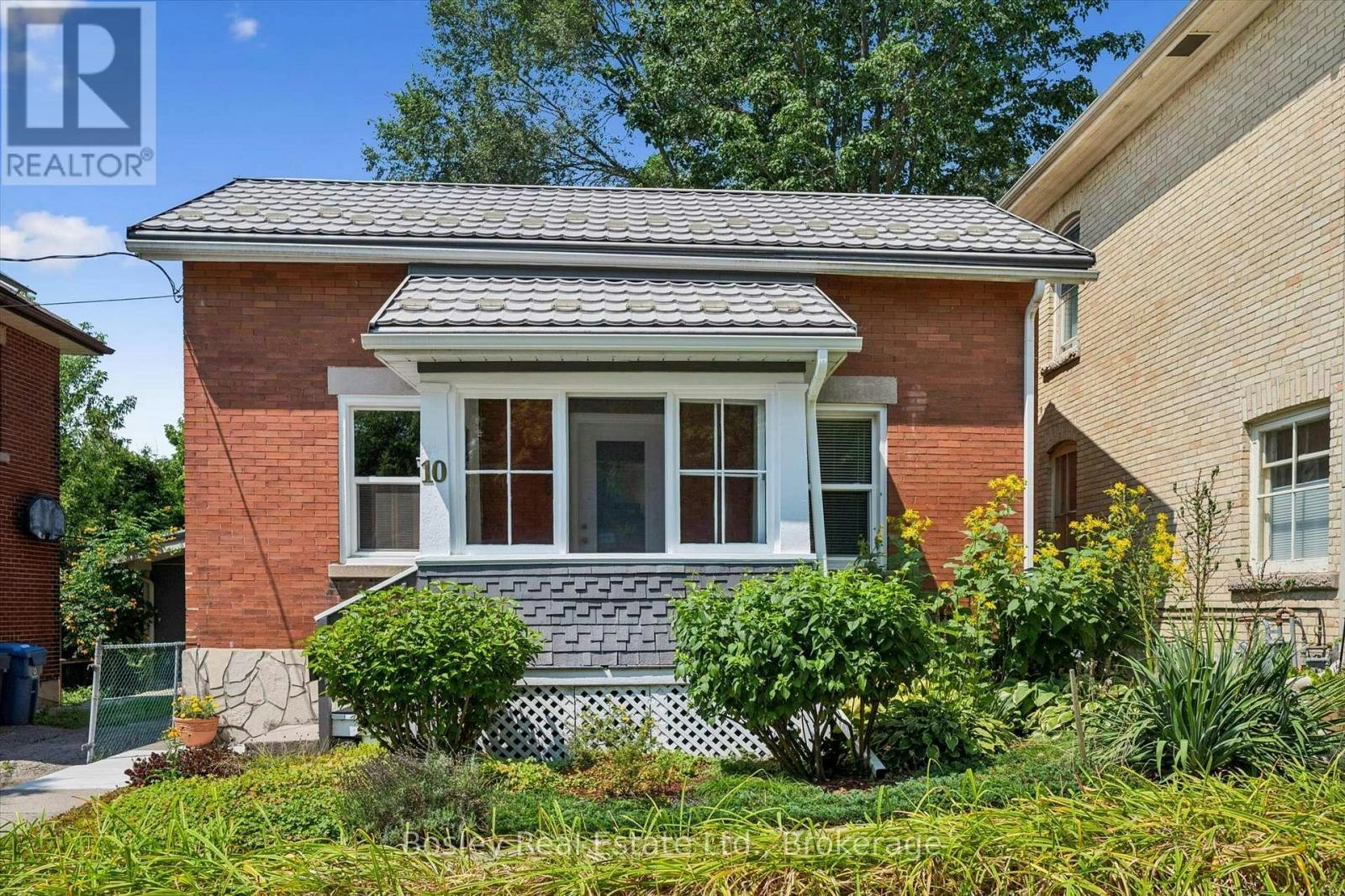 10 Pearl Street, Guelph, ON, N1E 2E3