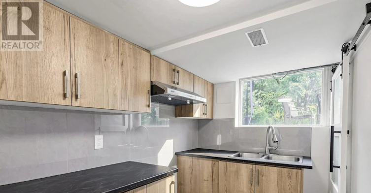 8 Longbridge Road, Vaughan, ON, L4J 1L5 - 38