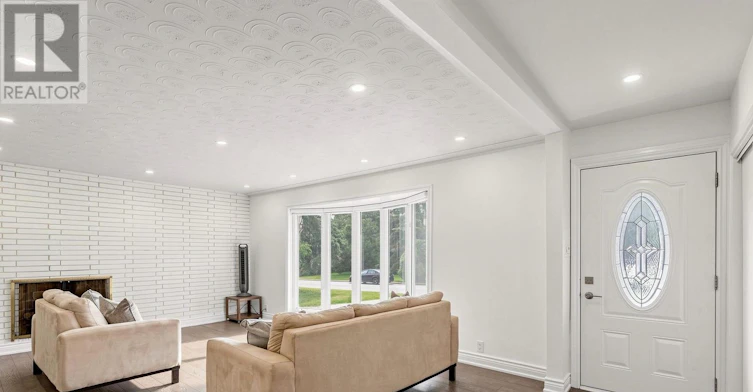 8 Longbridge Road, Vaughan, ON, L4J 1L5 - 4