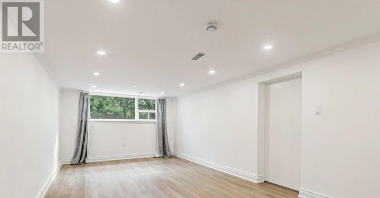 8 Longbridge Road, Vaughan, ON, L4J 1L5 - 35