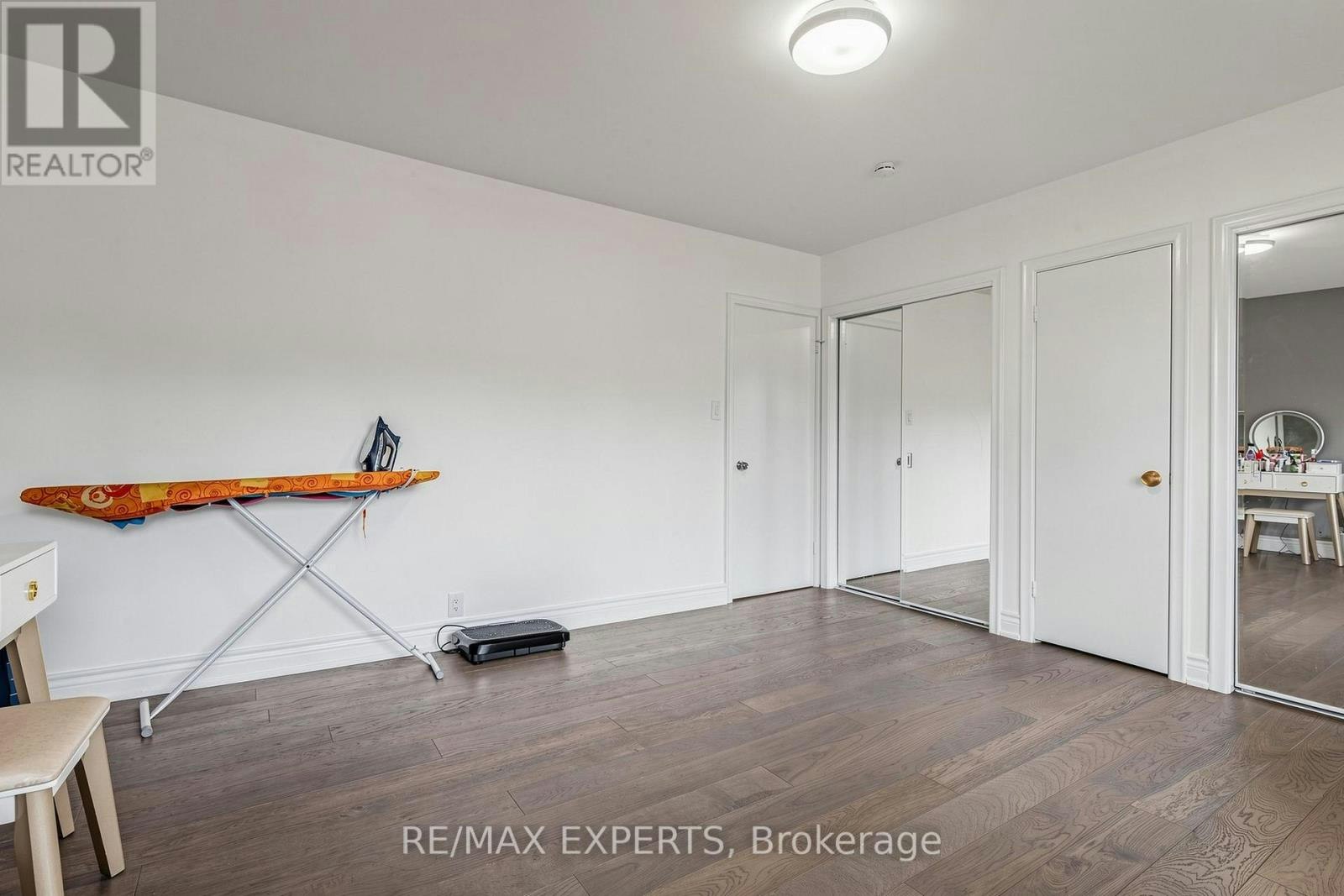 8 Longbridge Road, Vaughan, ON, L4J 1L5 - 16