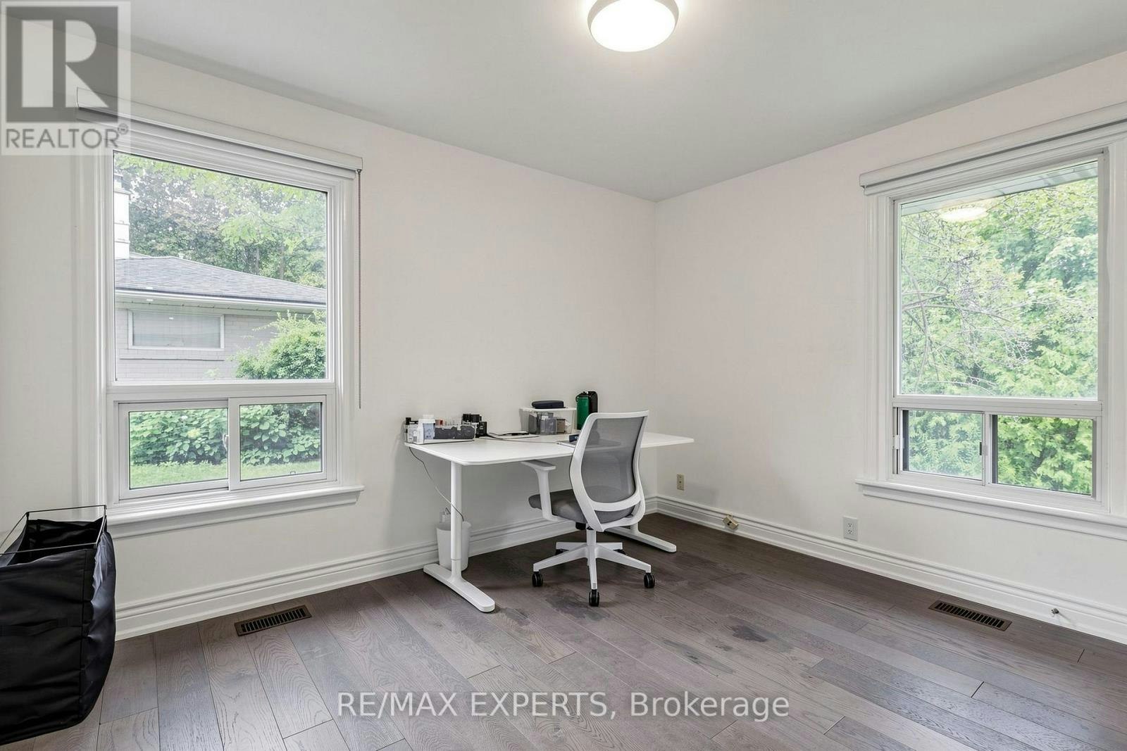 8 Longbridge Road, Vaughan, ON, L4J 1L5 - 18