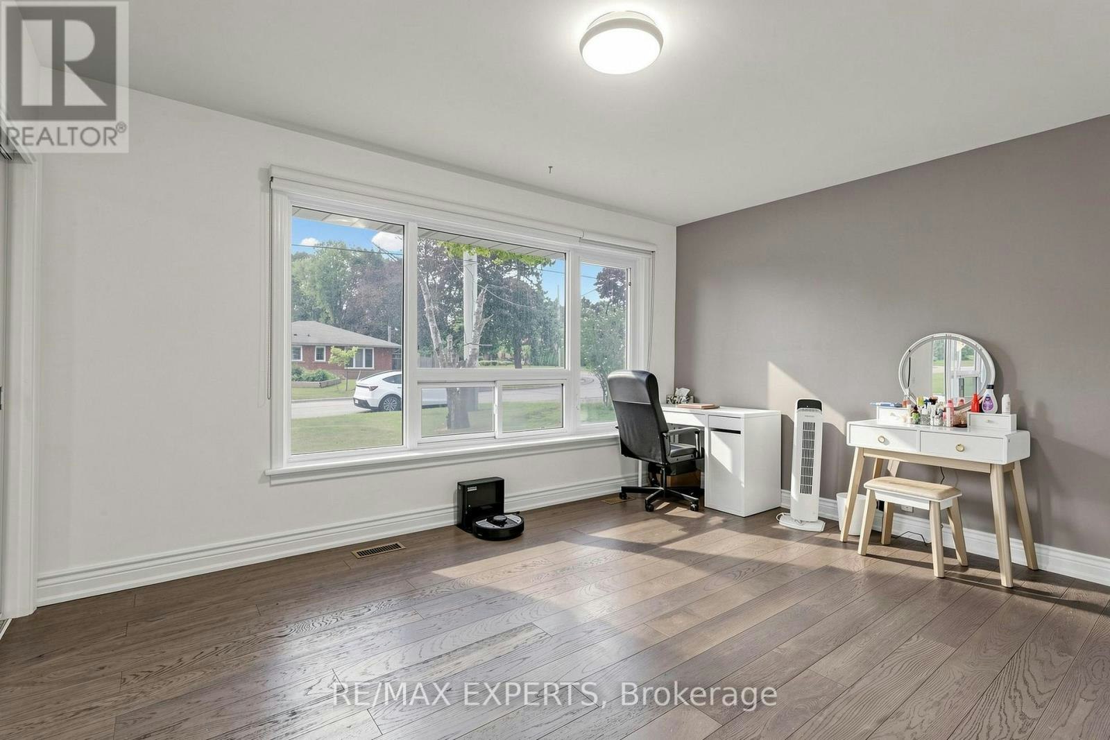 8 Longbridge Road, Vaughan, ON, L4J 1L5 - 14
