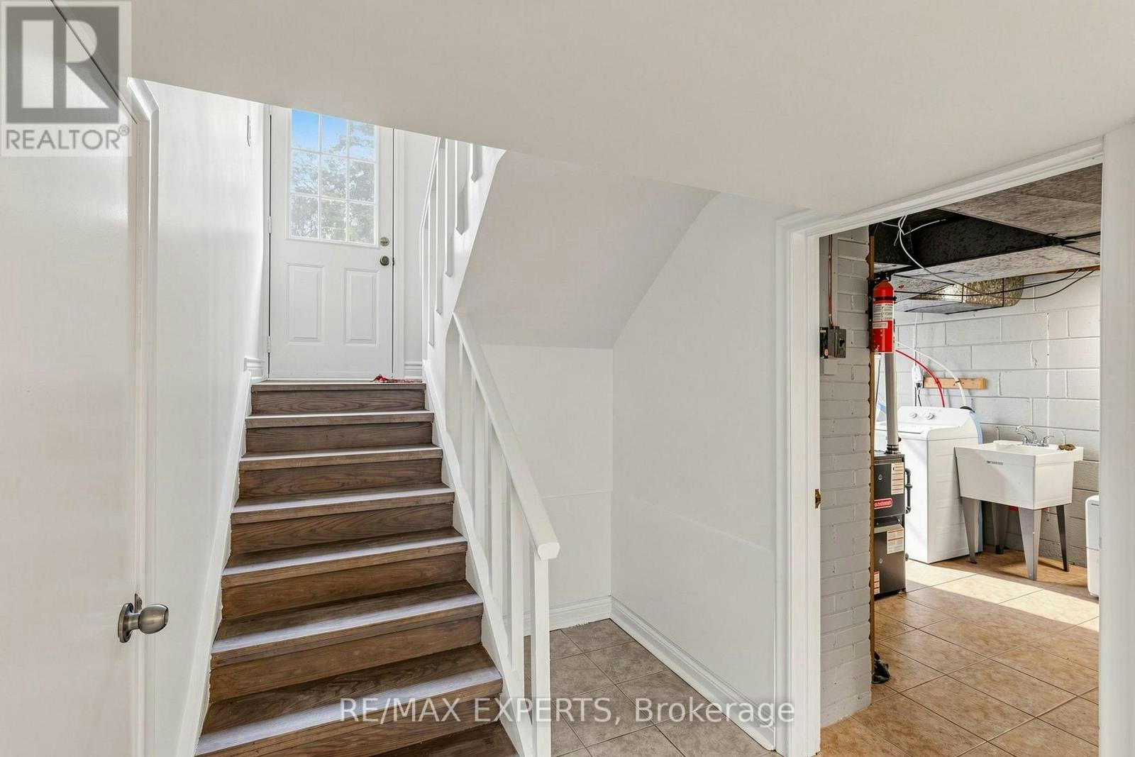 8 Longbridge Road, Vaughan, ON, L4J 1L5 - 30