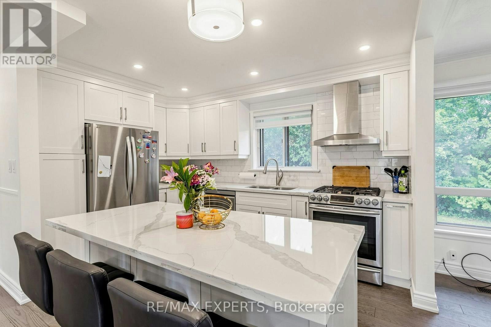 8 Longbridge Road, Vaughan, ON, L4J 1L5 - 11