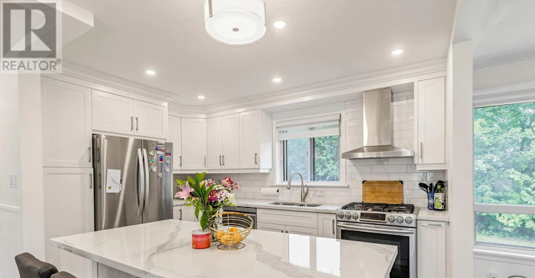 8 Longbridge Road, Vaughan, ON, L4J 1L5 - 11