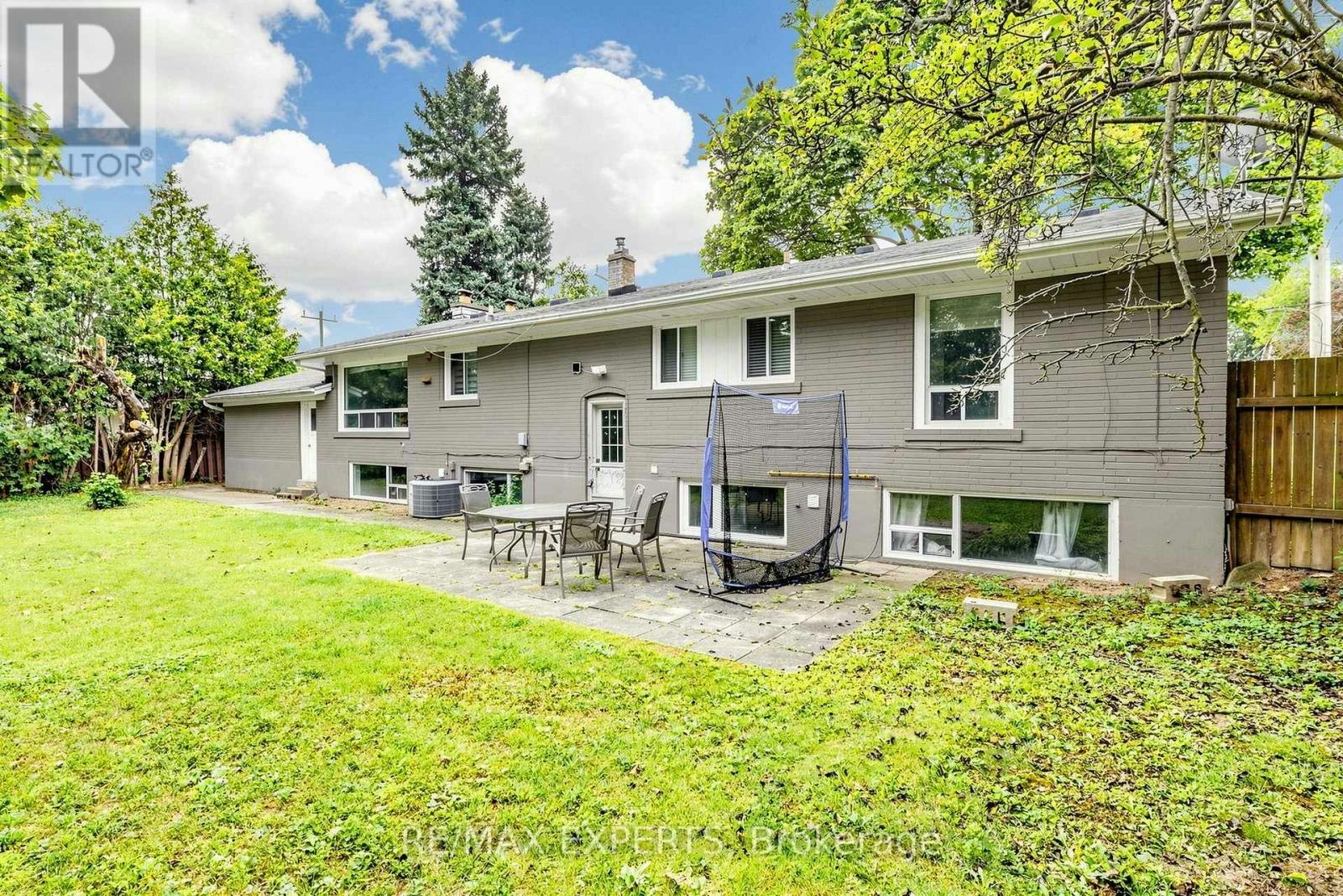 8 Longbridge Road, Vaughan, ON, L4J 1L5 - 45