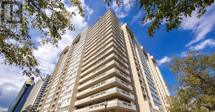 609-3590 Kaneff Crescent, Mississauga, ON, L5A 3X3 - 2
