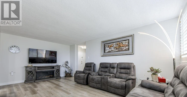 609-3590 Kaneff Crescent, Mississauga, ON, L5A 3X3 - 9