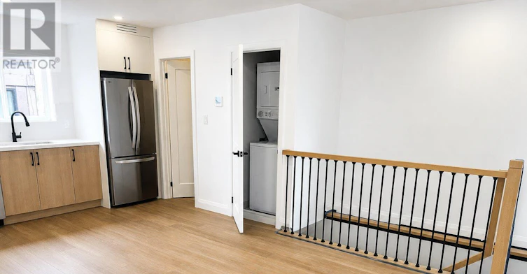 1 GS-17 White Avenue, Toronto, ON, M6N 1S7 - 2