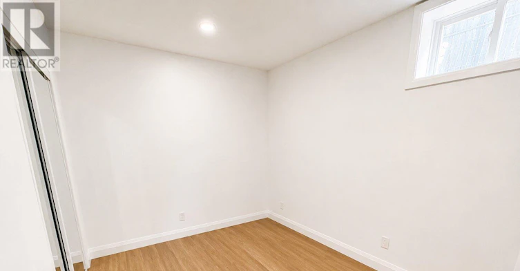 1 GS-17 White Avenue, Toronto, ON, M6N 1S7 - 7