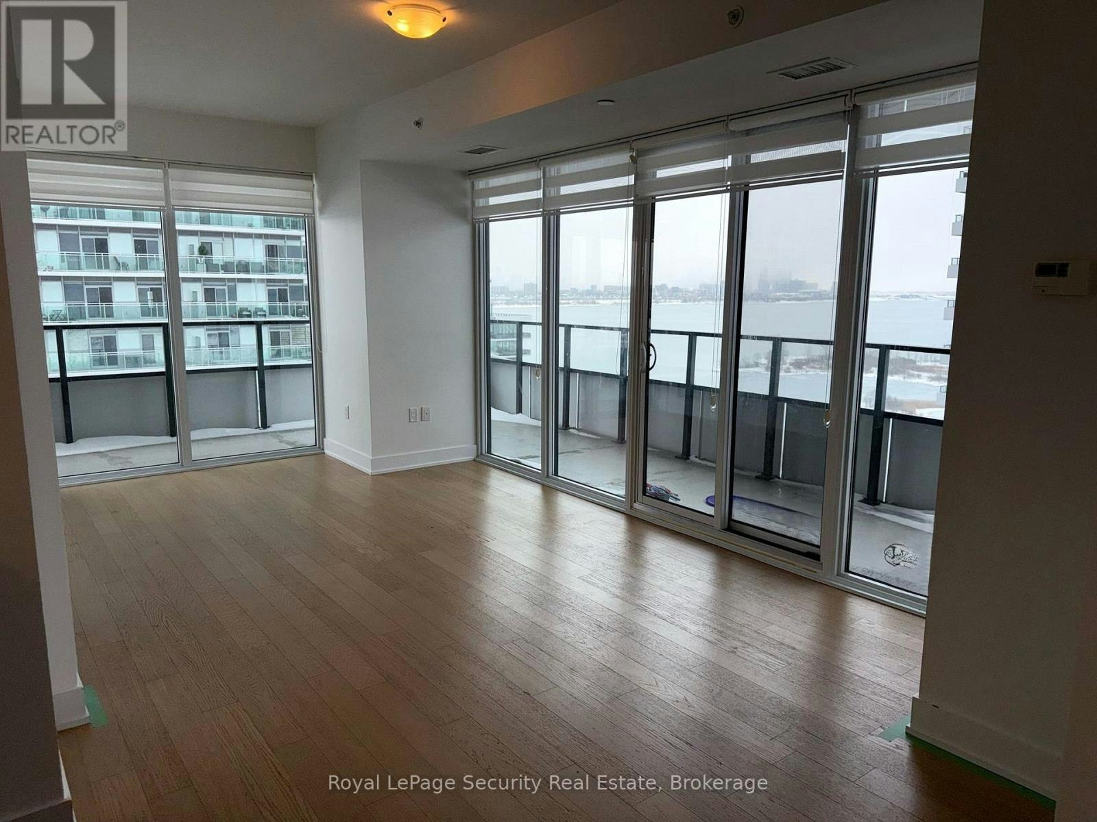 1916-30 Shore Breeze Drive, Toronto, ON, M8V 0J1 - 5