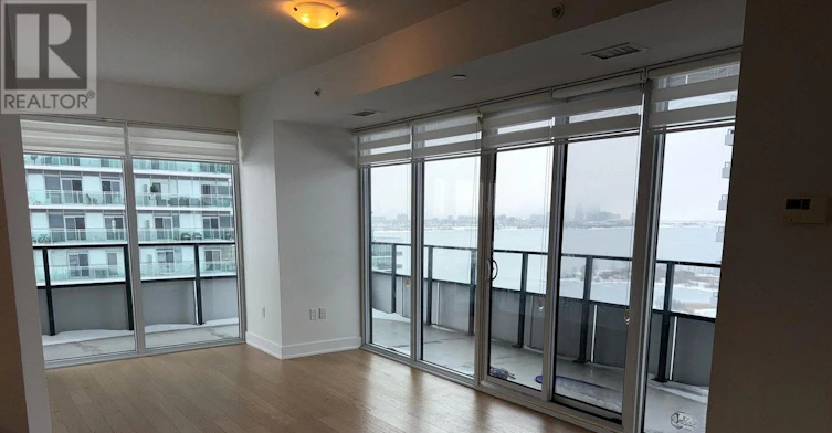 1916-30 Shore Breeze Drive, Toronto, ON, M8V 0J1 - 5
