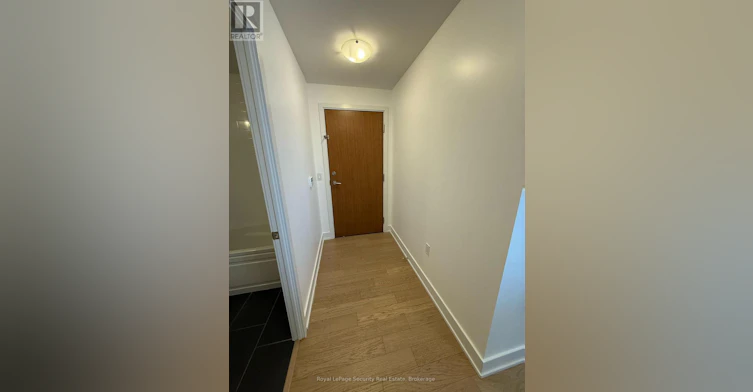 1916-30 Shore Breeze Drive, Toronto, ON, M8V 0J1 - 15