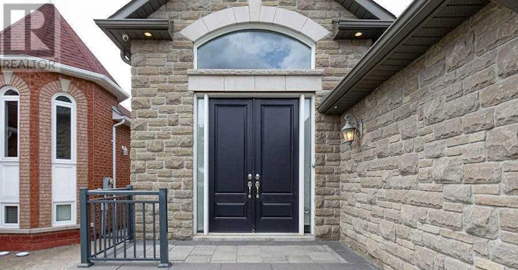 LOWER-5768 Whitehorn Avenue, Mississauga, ON, L5V 1W1 - 2