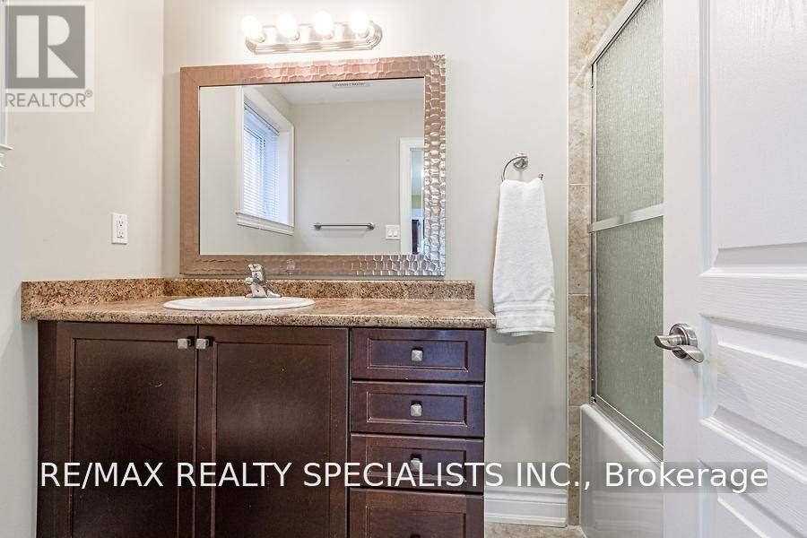 LOWER-5768 Whitehorn Avenue, Mississauga, ON, L5V 1W1 - 4