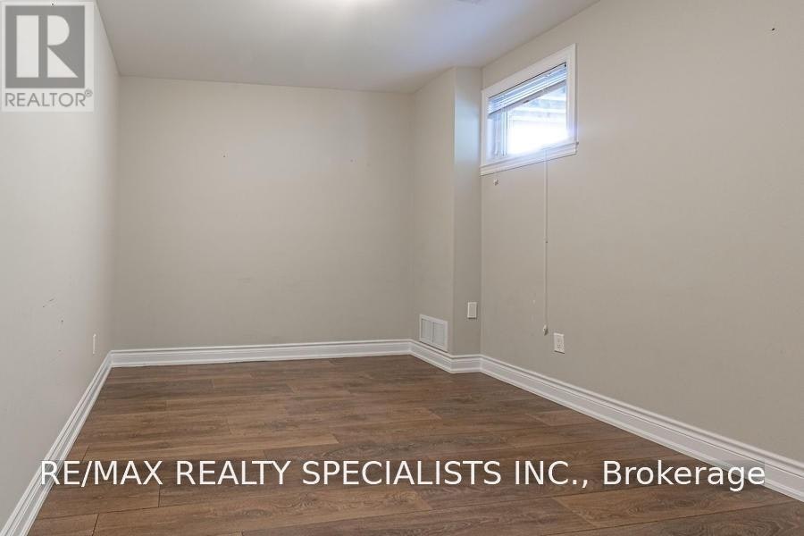 LOWER-5768 Whitehorn Avenue, Mississauga, ON, L5V 1W1 - 11