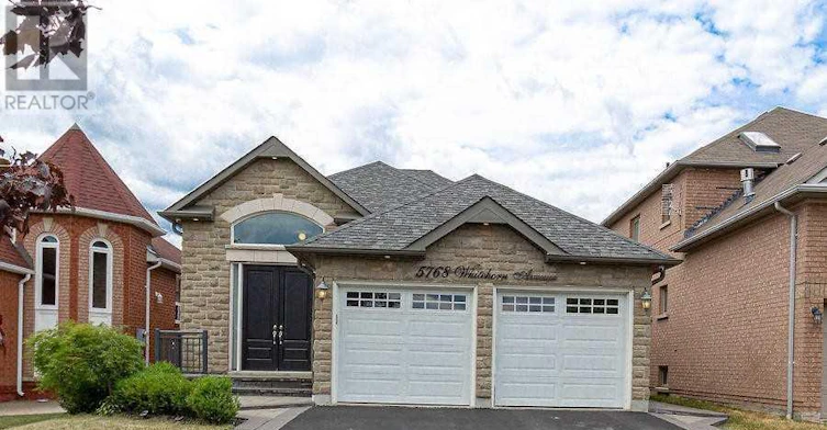 LOWER-5768 Whitehorn Avenue, Mississauga, ON, L5V 1W1