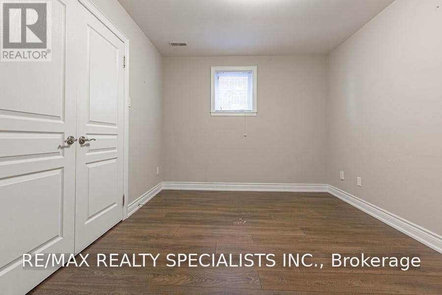 LOWER-5768 Whitehorn Avenue, Mississauga, ON, L5V 1W1 - 9