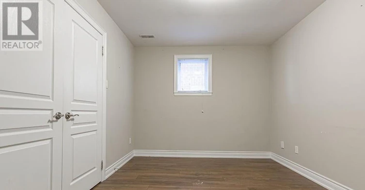LOWER-5768 Whitehorn Avenue, Mississauga, ON, L5V 1W1 - 9