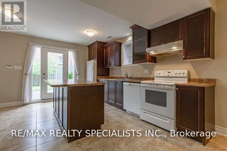LOWER-5768 Whitehorn Avenue, Mississauga, ON, L5V 1W1 - 6