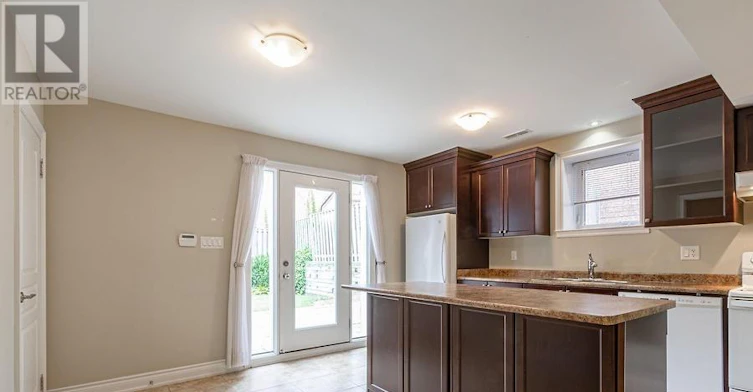 LOWER-5768 Whitehorn Avenue, Mississauga, ON, L5V 1W1 - 7
