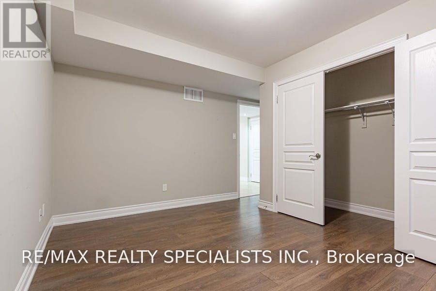 LOWER-5768 Whitehorn Avenue, Mississauga, ON, L5V 1W1 - 10