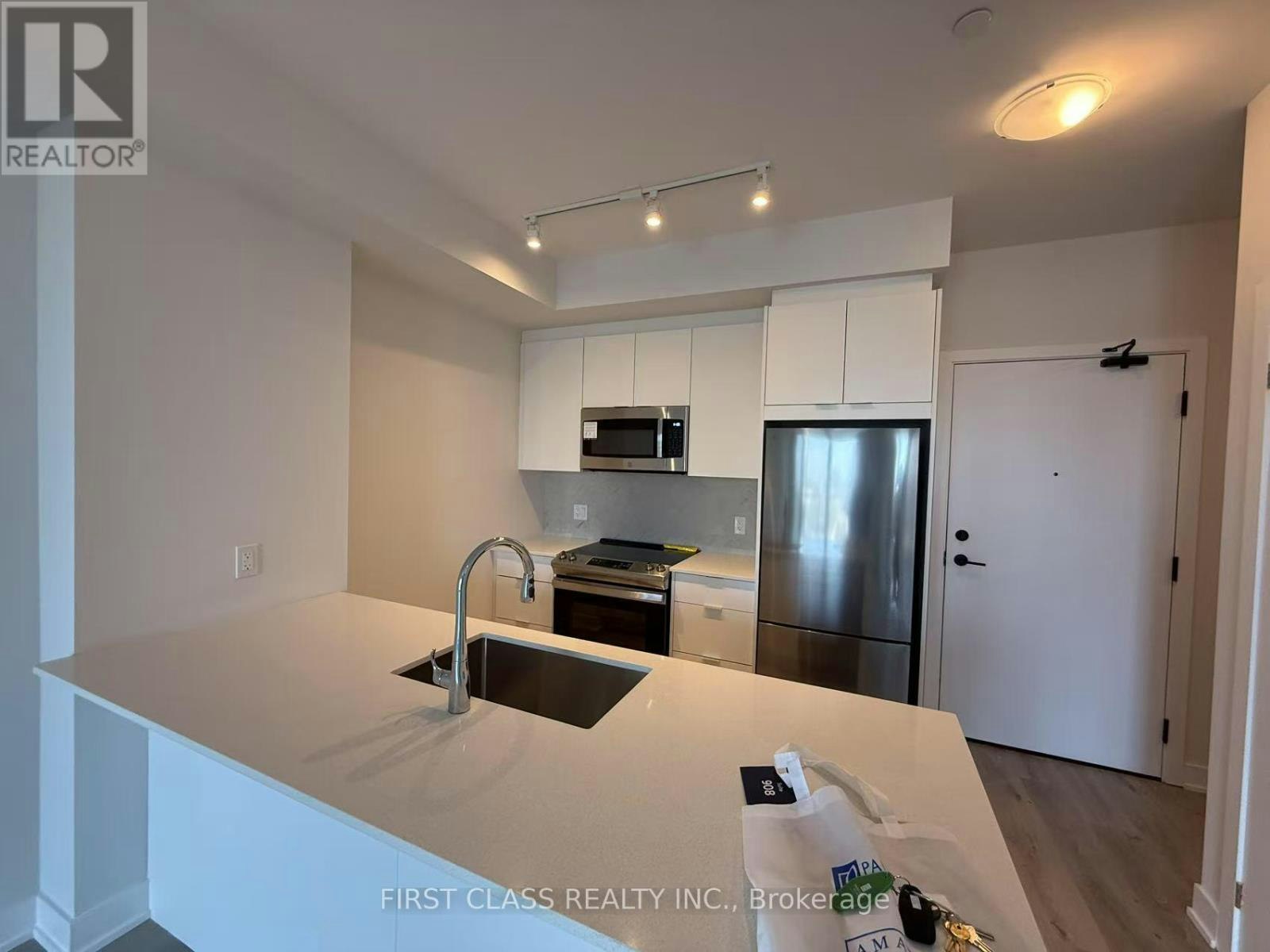 908-430 Square One Drive, Mississauga, ON, L5B 0L6 - 5
