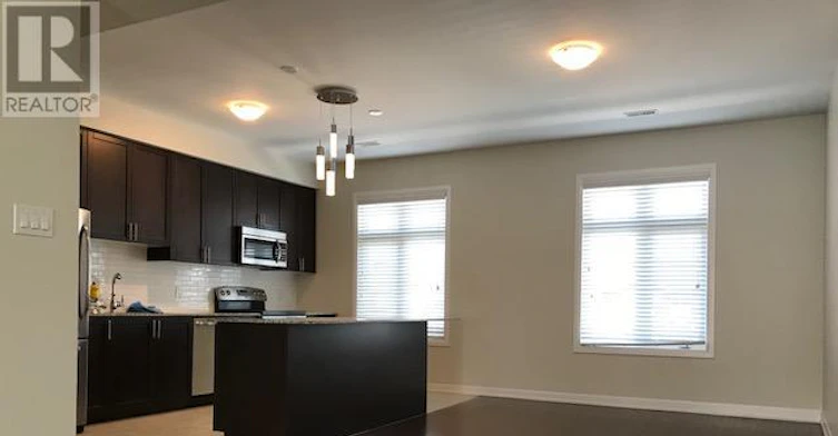 7-165 Hampshire Way, Milton, ON, L9T 6H7 - 2