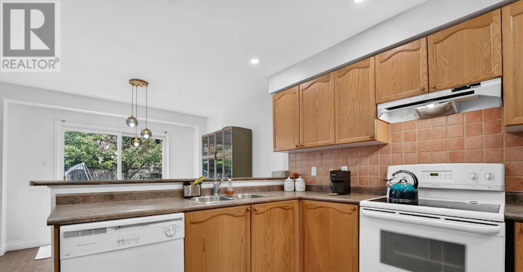 35 Belmont Boulevard, Halton Hills, ON, L7G 6B9 - 12