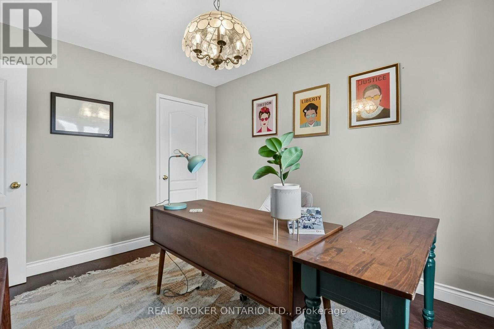 35 Belmont Boulevard, Halton Hills, ON, L7G 6B9 - 33