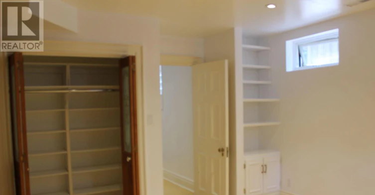 LOWER L-82 Galley Avenue, Toronto, ON, M6R 1H1 - 8