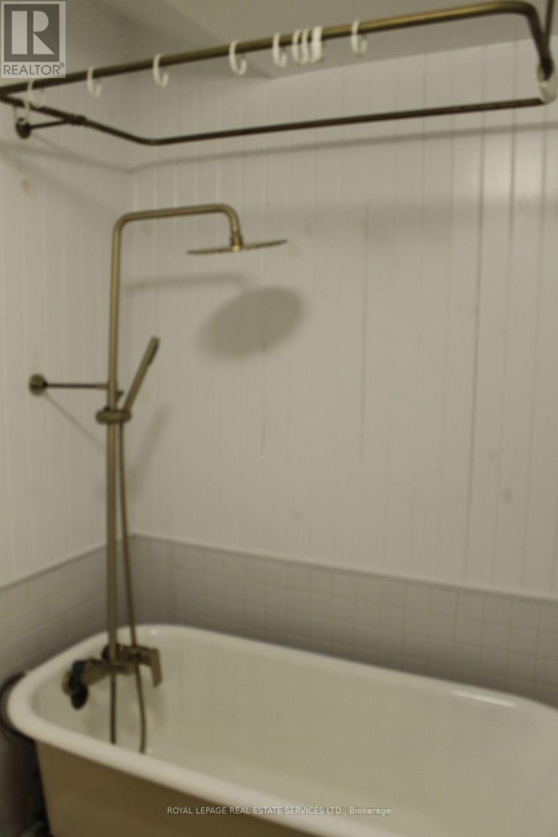 LOWER L-82 Galley Avenue, Toronto, ON, M6R 1H1 - 16