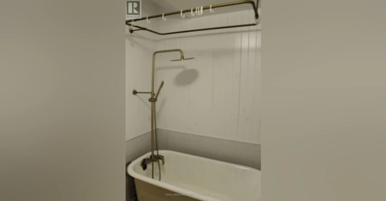 LOWER L-82 Galley Avenue, Toronto, ON, M6R 1H1 - 16