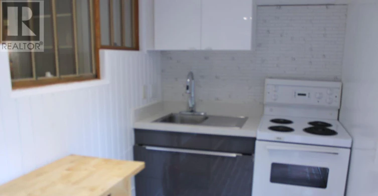 LOWER L-82 Galley Avenue, Toronto, ON, M6R 1H1 - 12