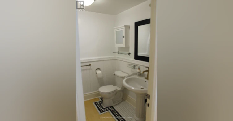 LOWER L-82 Galley Avenue, Toronto, ON, M6R 1H1 - 14