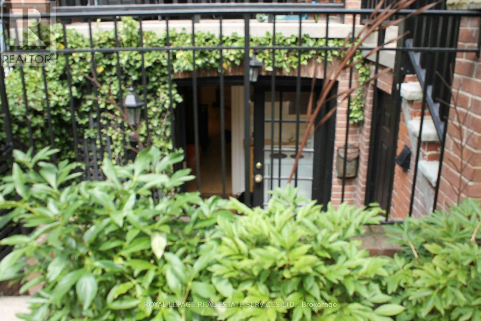 LOWER L-82 Galley Avenue, Toronto, ON, M6R 1H1 - 3