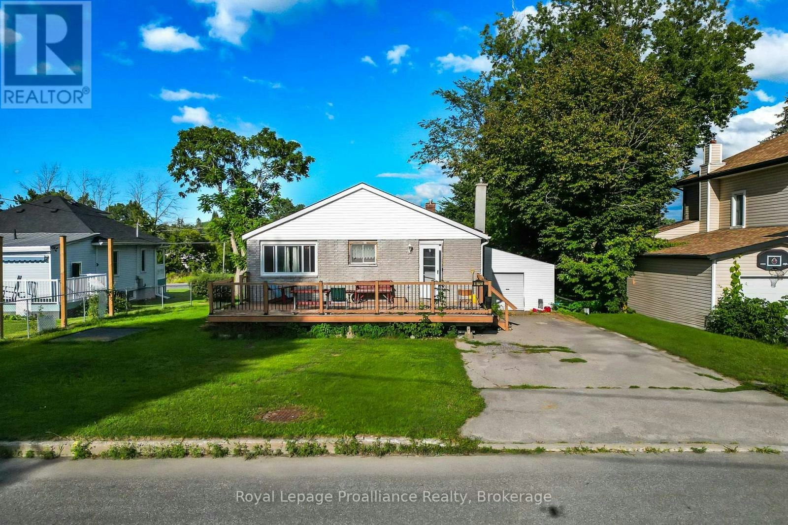 10 Wooler Road, Quinte West, ON, K8V 4J5