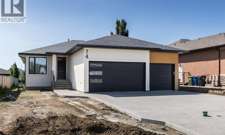 74 Emerald Ridge E
