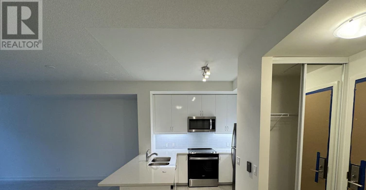 1709-4955 Yonge Street, Toronto, ON, M2N 5N6 - 2