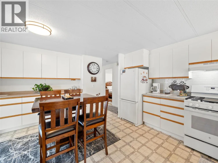 1-1361 SE 30 Street, Salmon Arm, BC, V1E 2N4 - 18