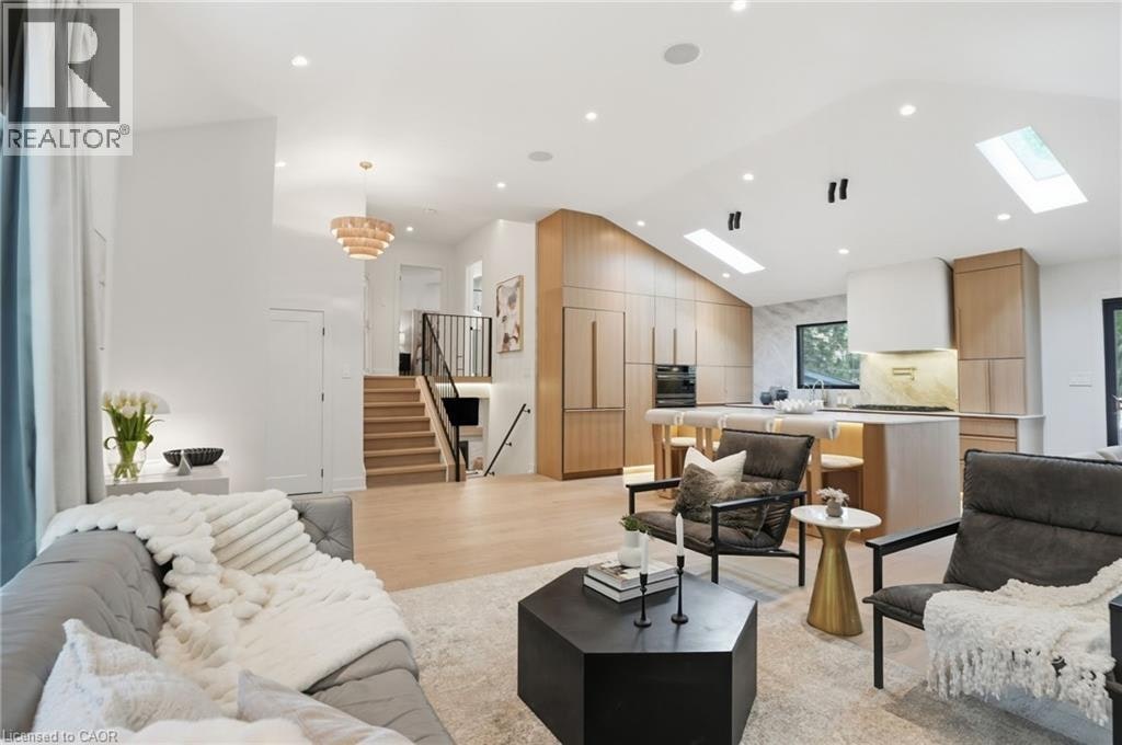 345 Rankin Drive, Burlington, ON, L7N 2B2