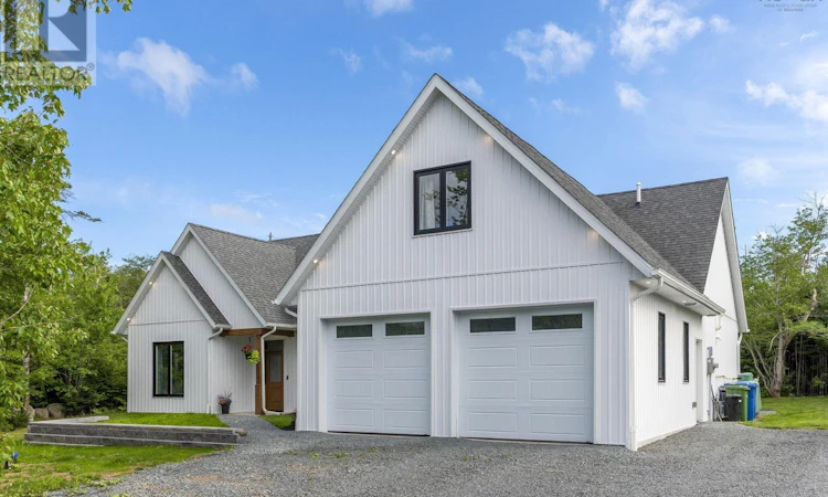 37 Amac Lane