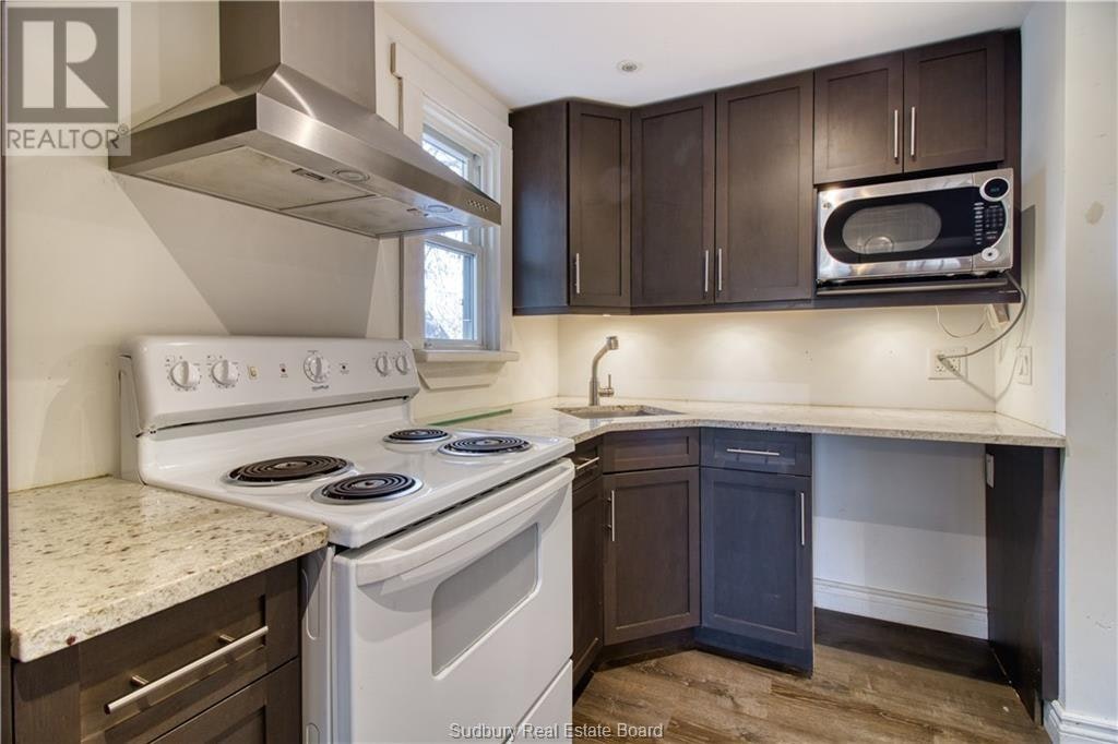 379 Ontario Street, Greater Sudbury, ON, P3E 4K3 - 9