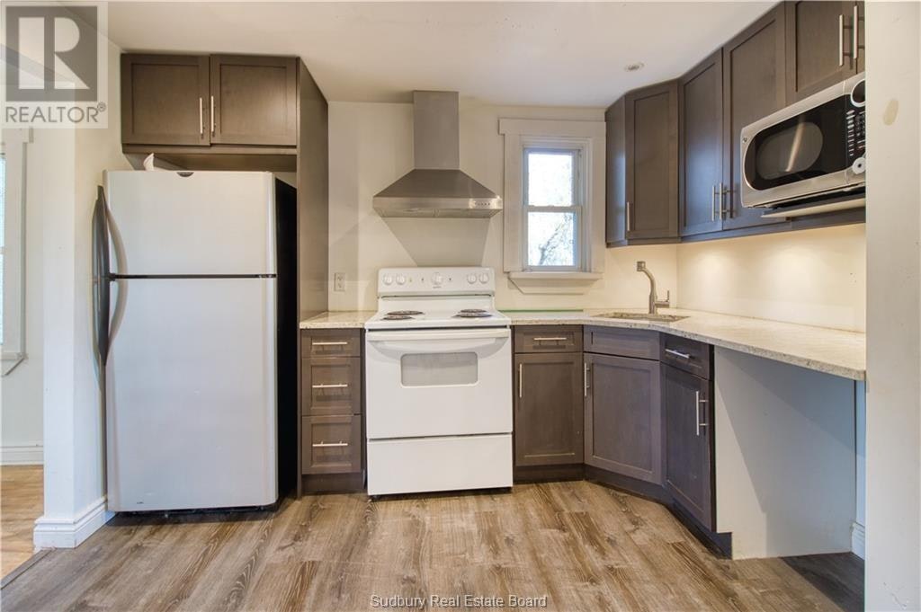 379 Ontario Street, Greater Sudbury, ON, P3E 4K3 - 11